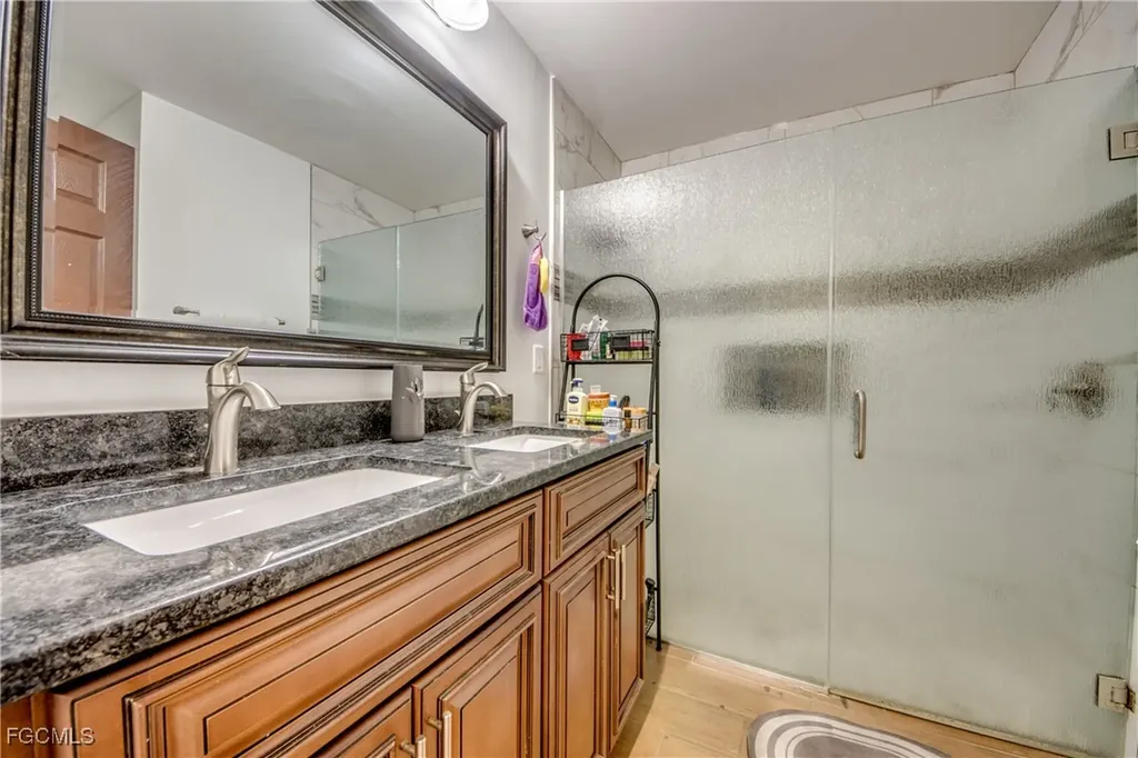 141 SW 39th Street Cape Coral FL 33914