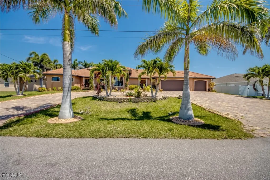 141 SW 39th Street Cape Coral FL 33914