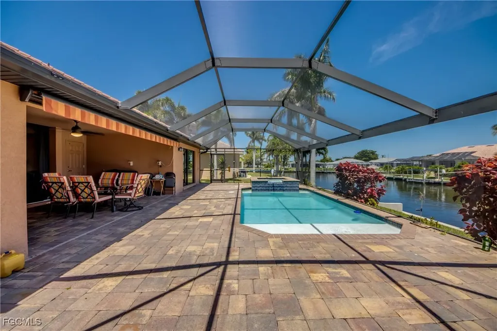 141 SW 39th Street Cape Coral FL 33914
