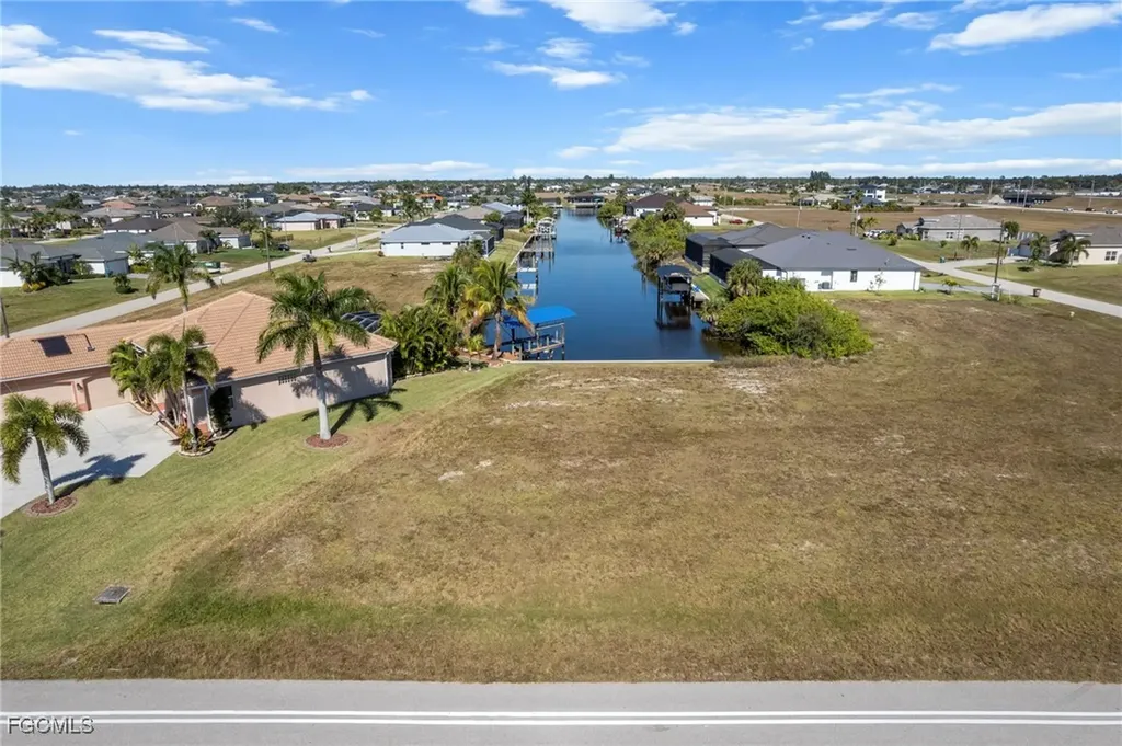 3231 Yucatan Parkway Cape Coral FL 33993