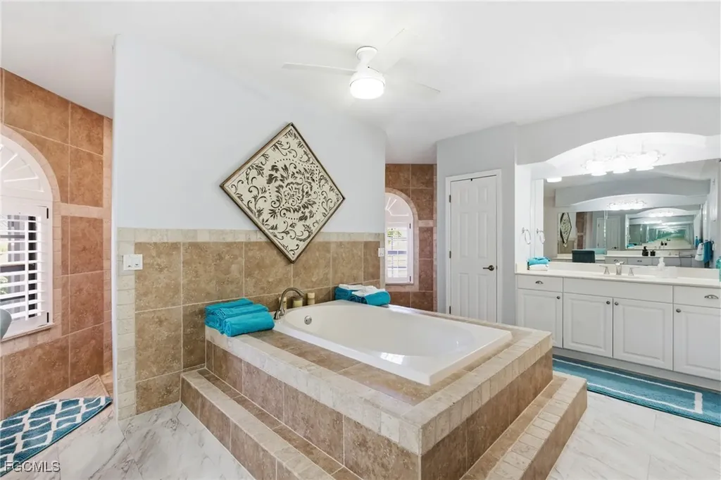 4018 NW 12th Street Cape Coral FL 33993