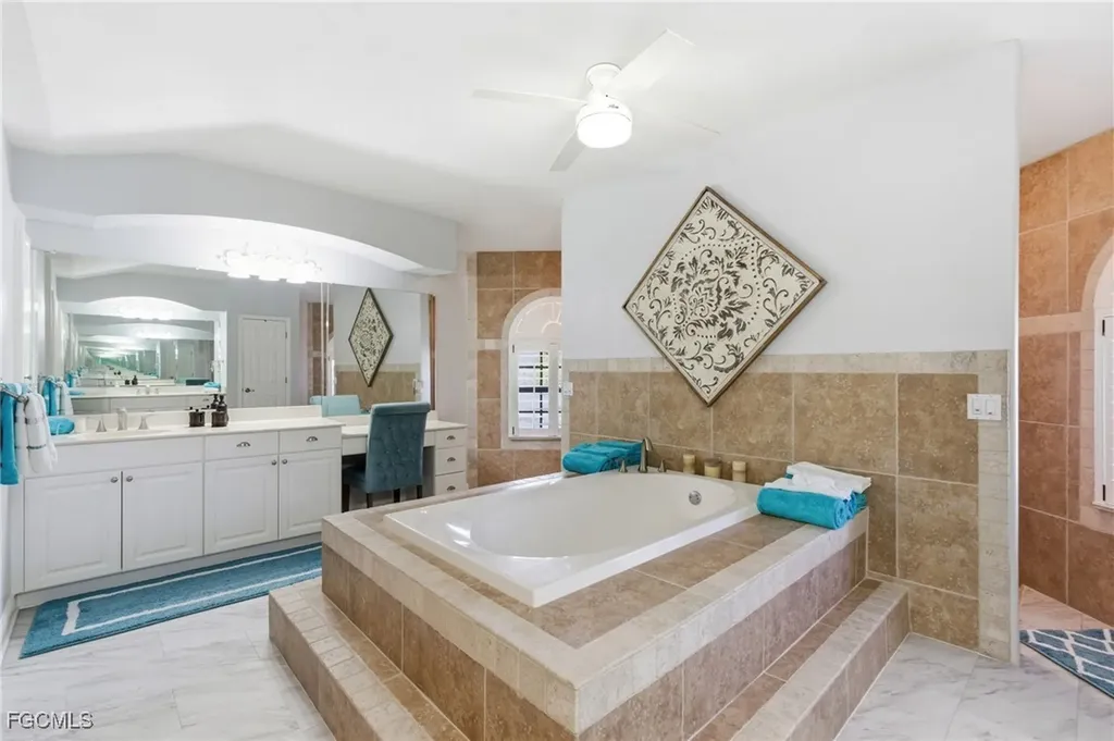 4018 NW 12th Street Cape Coral FL 33993