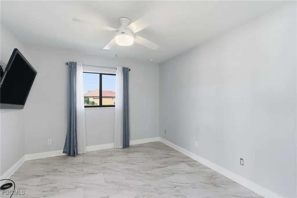 4018 NW 12th Street Cape Coral FL 33993