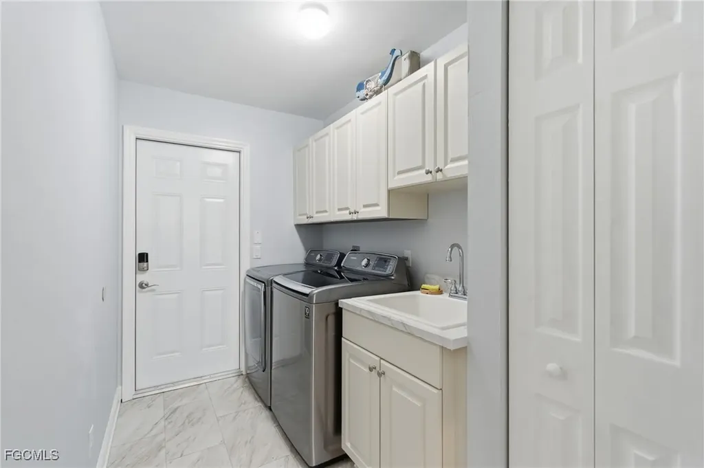 4018 NW 12th Street Cape Coral FL 33993