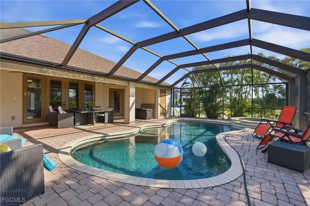 4018 NW 12th Street Cape Coral FL 33993