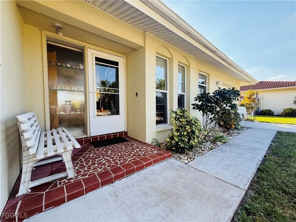 1418 SE 43rd Street Cape Coral FL 33904