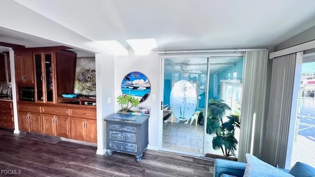 5545 Sir Walter Way North Fort Myers FL 33917