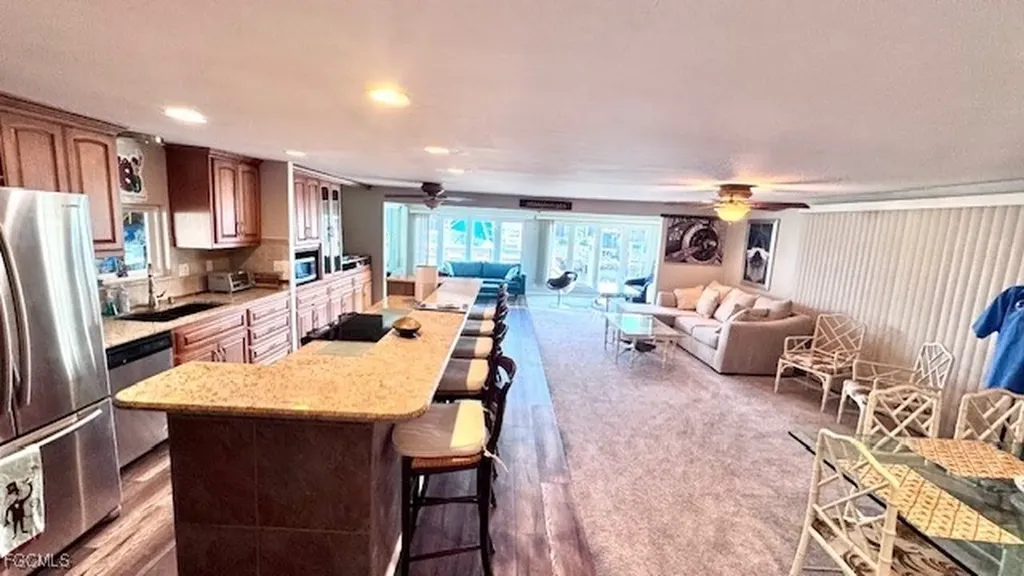 5545 Sir Walter Way North Fort Myers FL 33917