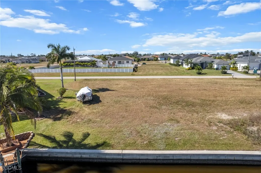 1209 NW 33rd Avenue Cape Coral FL 33993