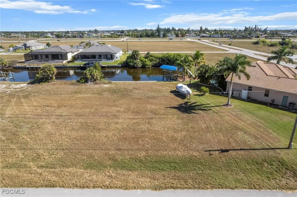 1209 NW 33rd Avenue Cape Coral FL 33993