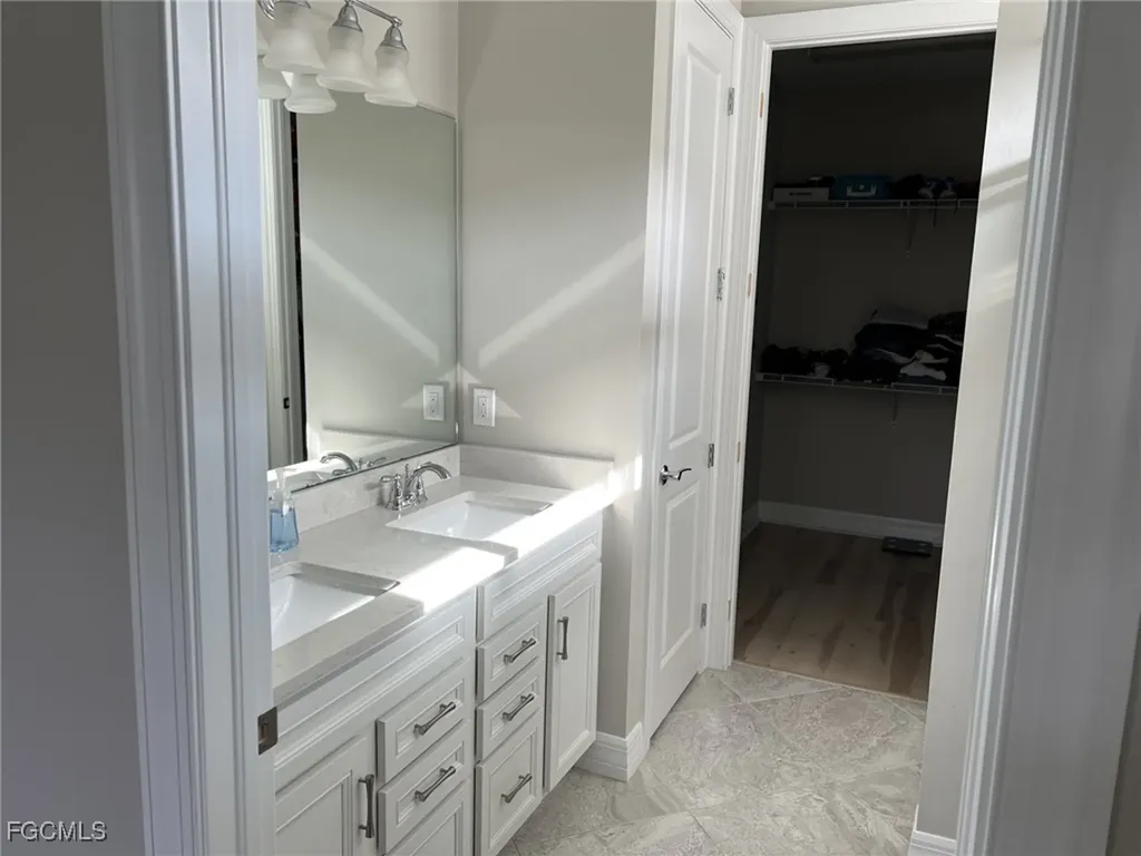 12048 Westmoreland Way Fort Myers FL 33913