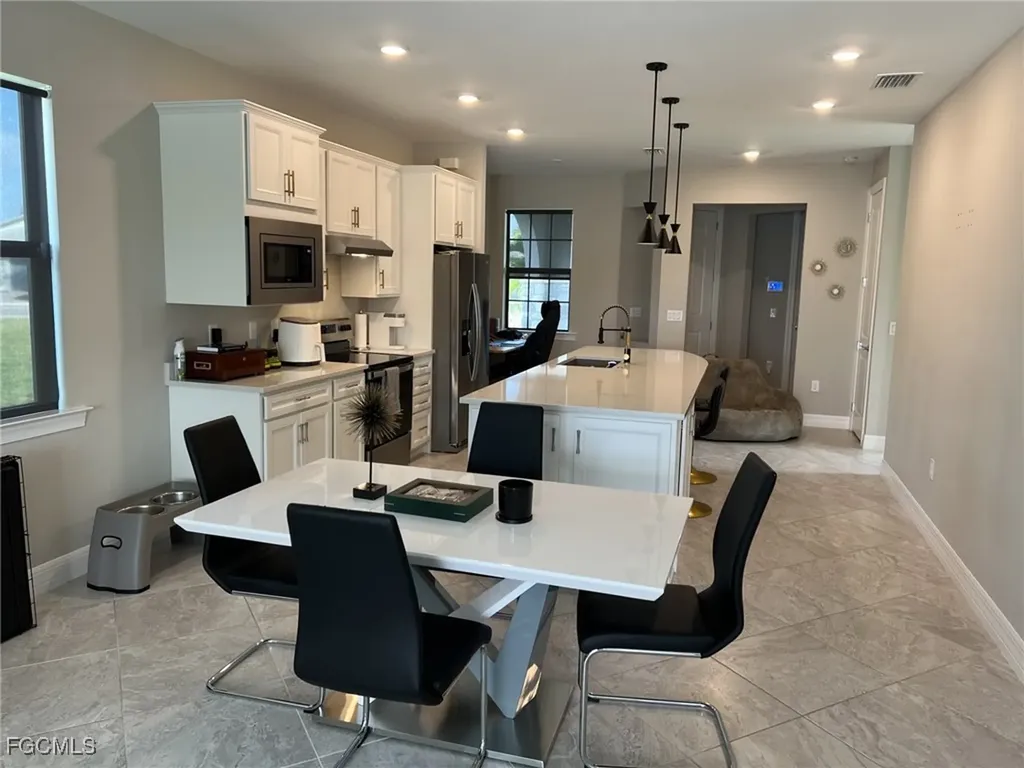 12048 Westmoreland Way Fort Myers FL 33913