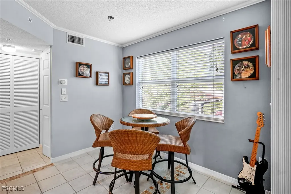 8960 Colonnades Court E Bonita Springs FL 34135