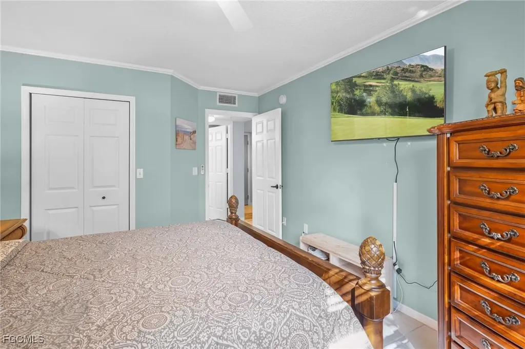 8960 Colonnades Court E Bonita Springs FL 34135