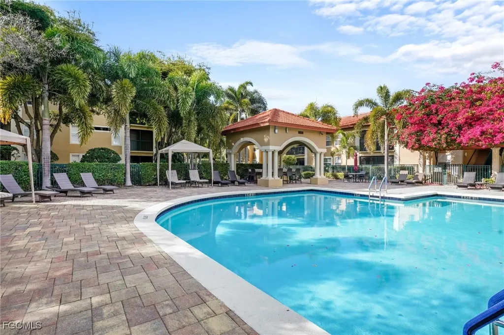 8960 Colonnades Court E Bonita Springs FL 34135