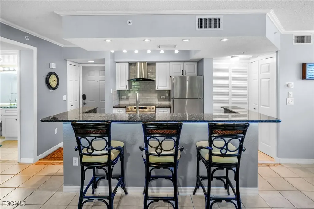 8960 Colonnades Court E Bonita Springs FL 34135