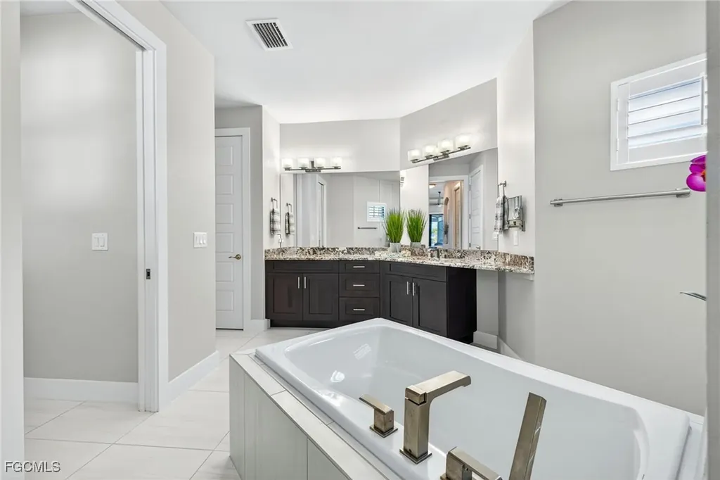 1219 NW 20th Place Cape Coral FL 33993