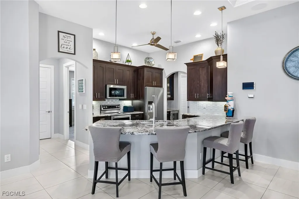 1219 NW 20th Place Cape Coral FL 33993