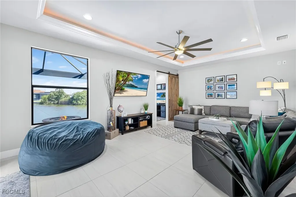 1219 NW 20th Place Cape Coral FL 33993