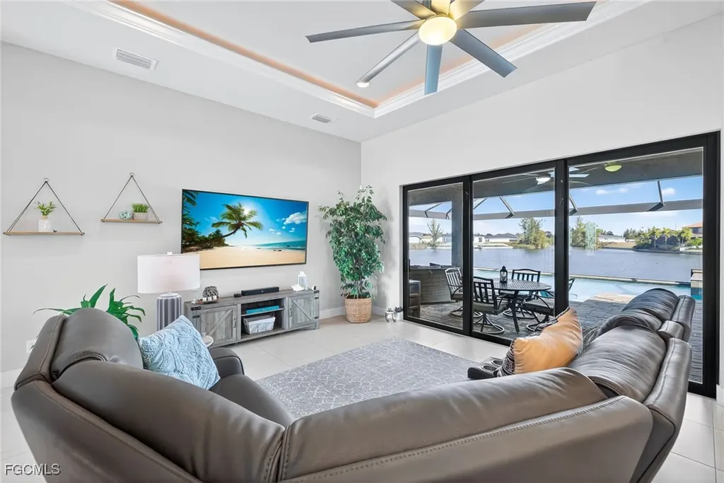 1219 NW 20th Place Cape Coral FL 33993