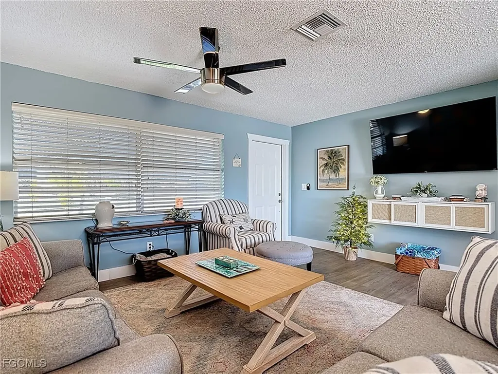 5442 Martin Cove Bokeelia FL 33922