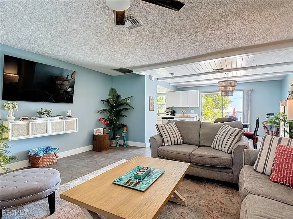 5442 Martin Cove Bokeelia FL 33922