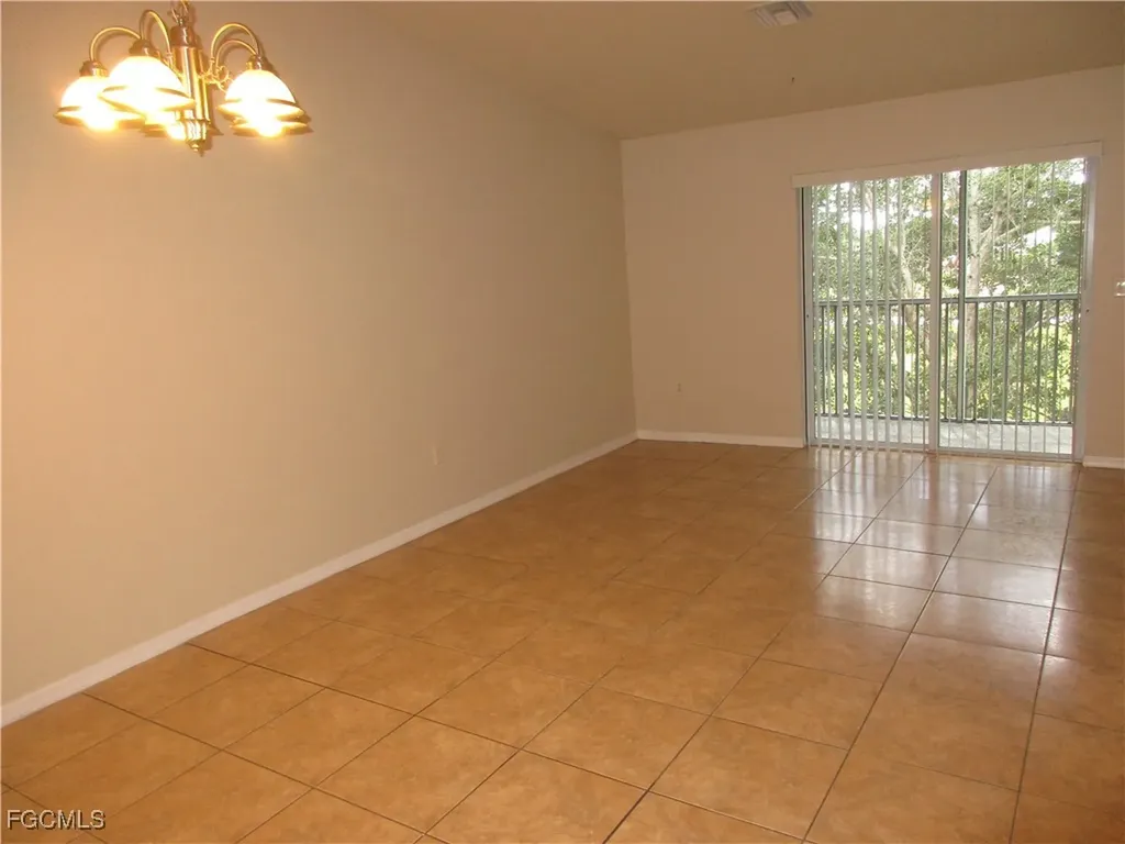 1328 SE 8th Avenue Cape Coral FL 33990