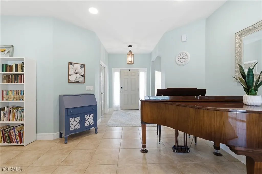 2412 Nature Pointe Loop Fort Myers FL 33905