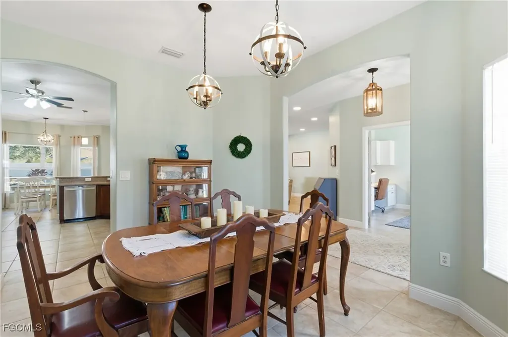 2412 Nature Pointe Loop Fort Myers FL 33905