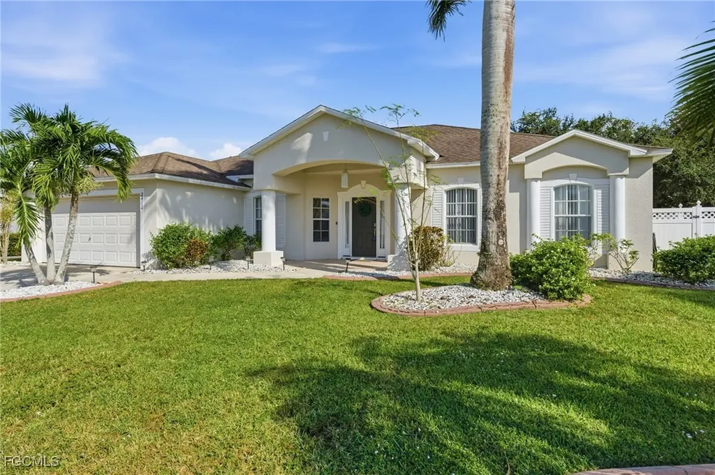 2412 Nature Pointe Loop Fort Myers FL 33905