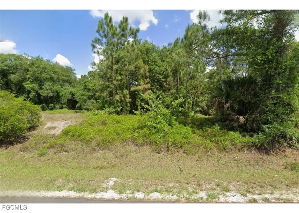1603 Columbus Avenue Lehigh Acres FL 33972