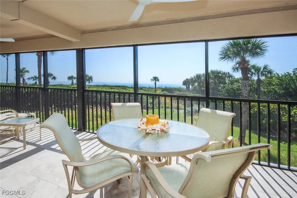 Sanibel FL, 1785 Middle Gulf Drive, Unit A103