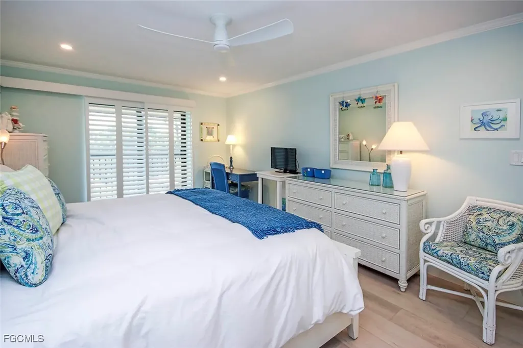 1785 Middle Gulf Drive Sanibel FL 33957