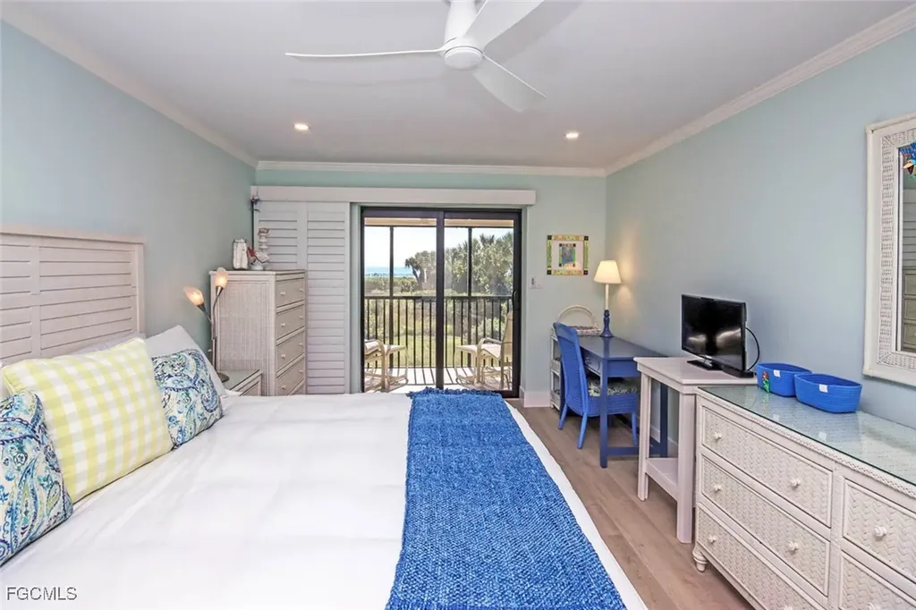 1785 Middle Gulf Drive Sanibel FL 33957