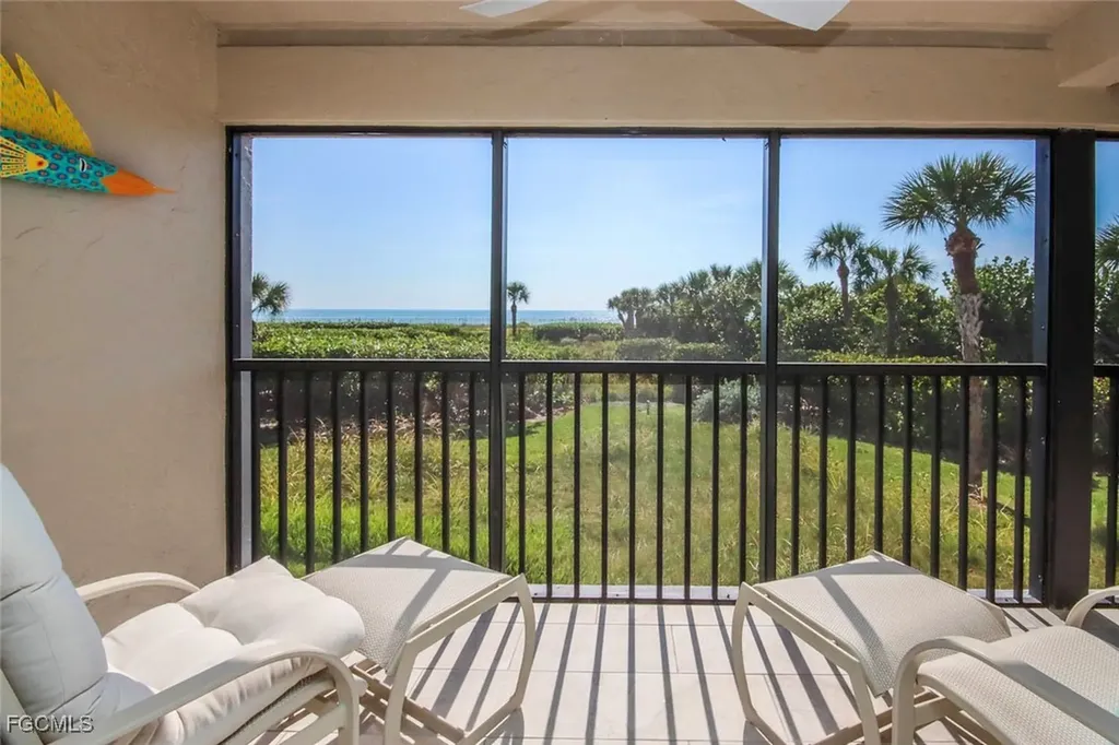 1785 Middle Gulf Drive Sanibel FL 33957