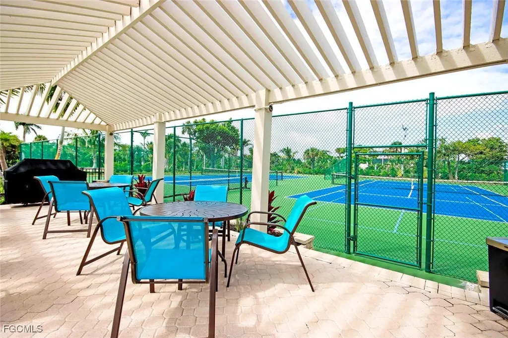 1785 Middle Gulf Drive Sanibel FL 33957