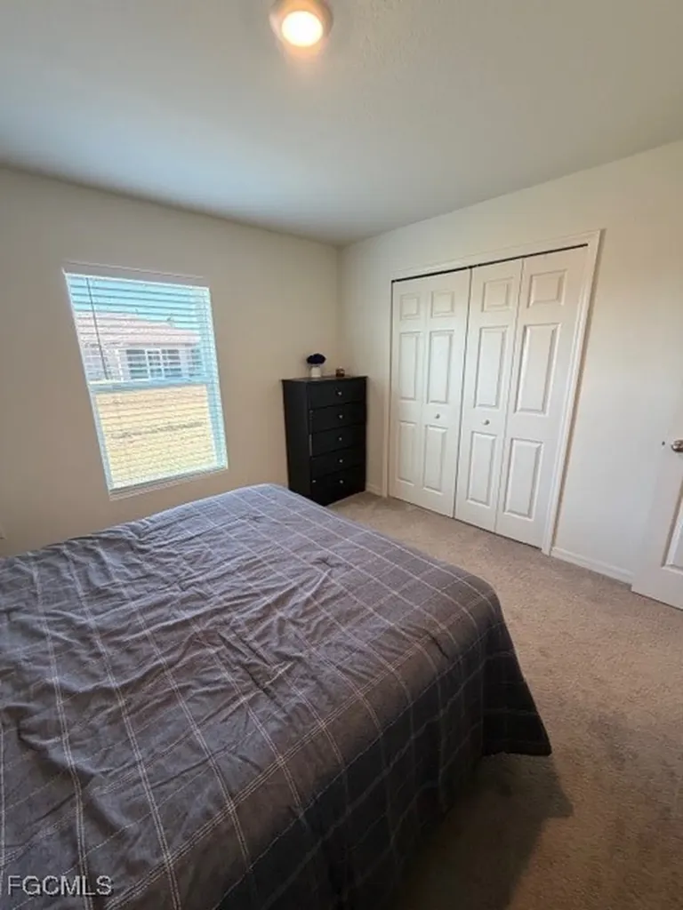 1724 NW 11th Place Cape Coral FL 33993