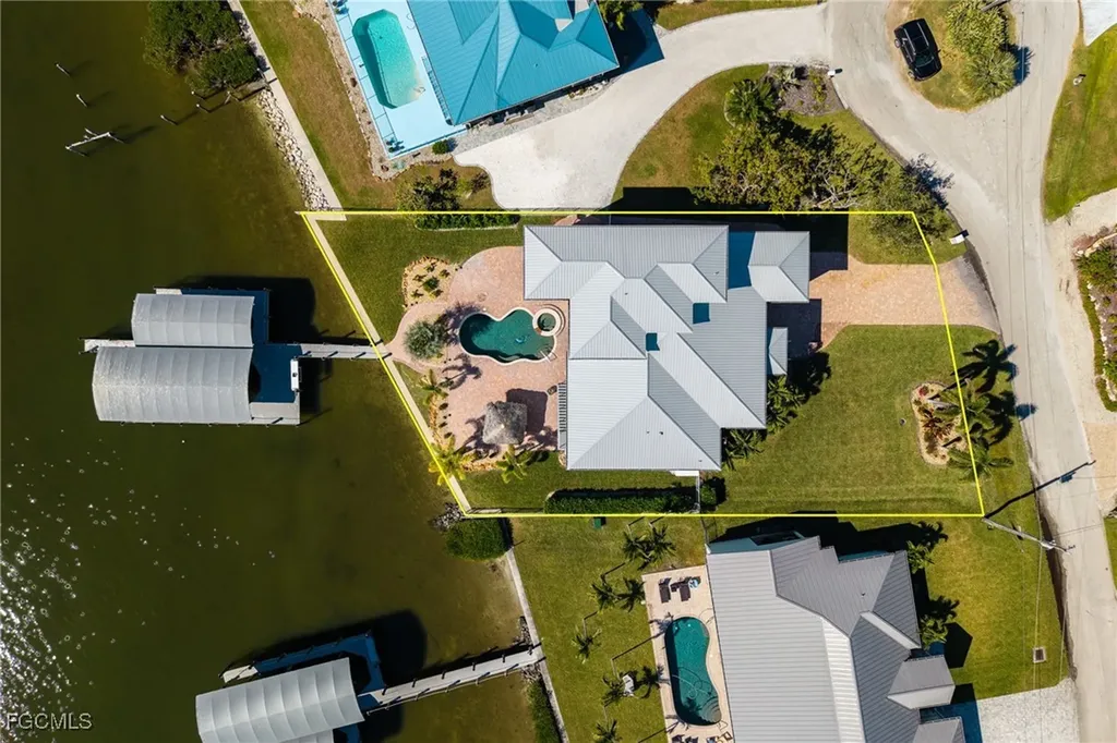 3807 San Carlos Drive St. James City FL 33956