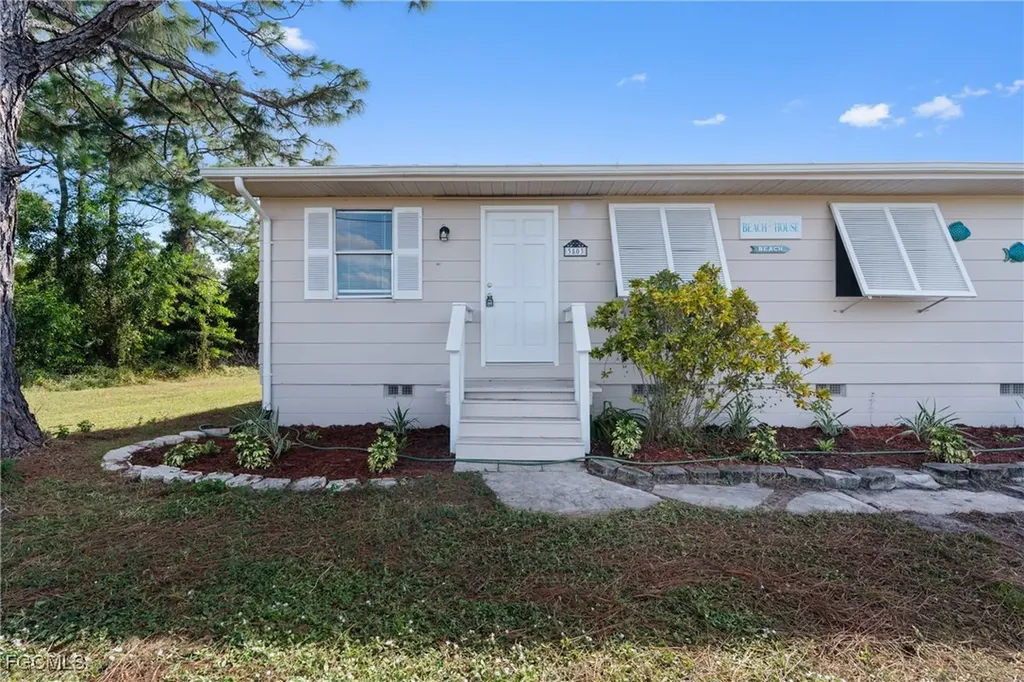 3503 22nd Street SW Lehigh Acres FL 33976