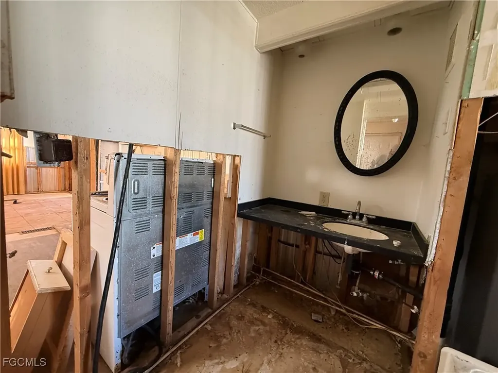 16201 Cathy Court Fort Myers FL 33908