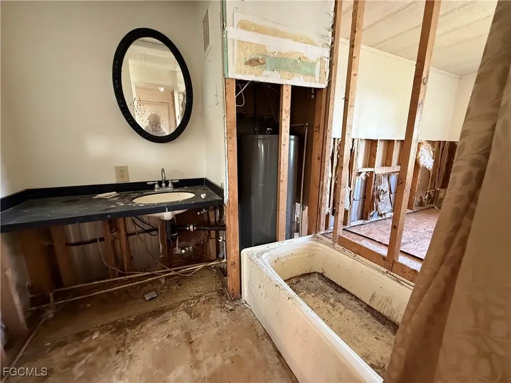 16201 Cathy Court Fort Myers FL 33908