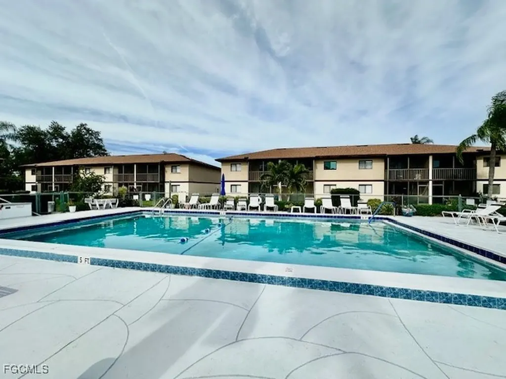4790 S Cleveland Avenue Fort Myers FL 33907