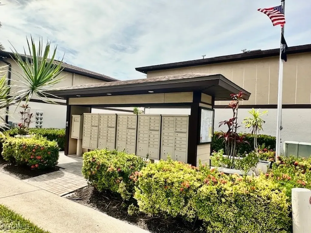 4790 S Cleveland Avenue Fort Myers FL 33907