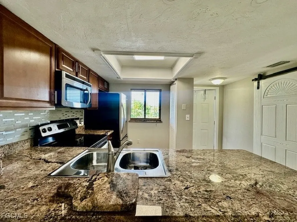 4790 S Cleveland Avenue Fort Myers FL 33907