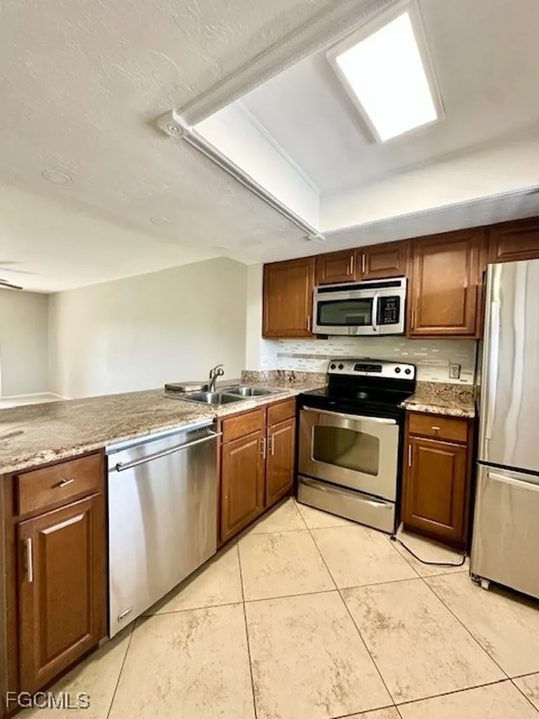 4790 S Cleveland Avenue Fort Myers FL 33907
