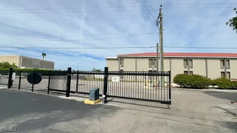 4790 S Cleveland Avenue Fort Myers FL 33907