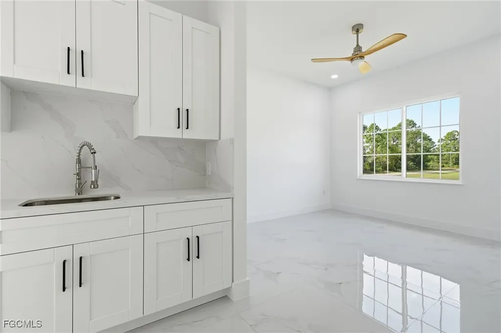 325 Lloyd Avenue S Lehigh Acres FL 33974