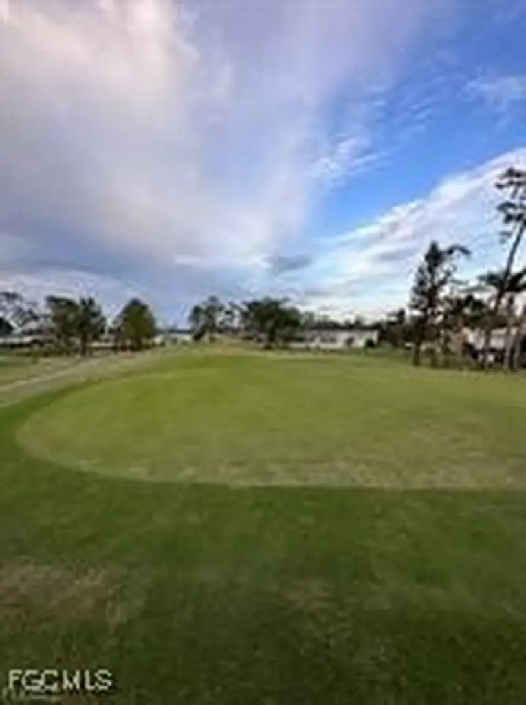 19762 Frenchmans Court North Fort Myers FL 33903