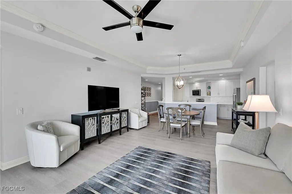 2743 1st Street Fort Myers FL 33916