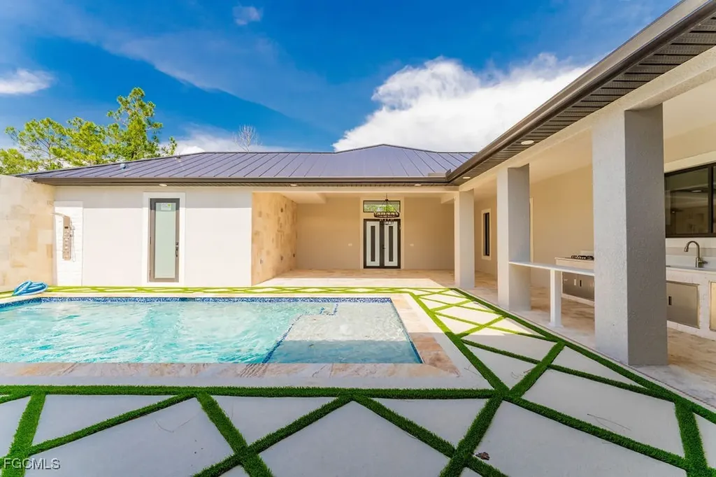 717 Calvin Avenue Lehigh Acres FL 33972